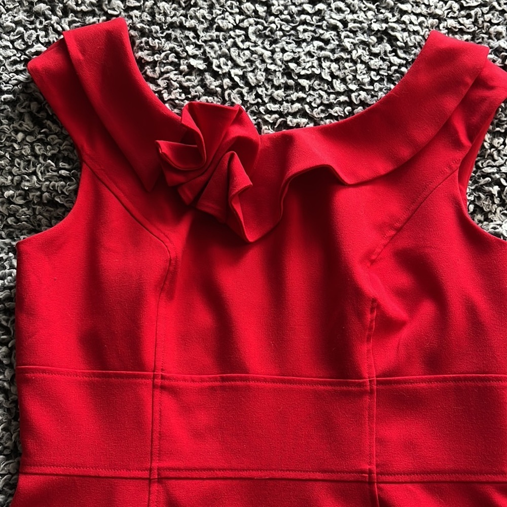 Calvin Klein   Dress  midi  holiday Red   flower detailed collar Size 6   EUC - Picture 2 of 10